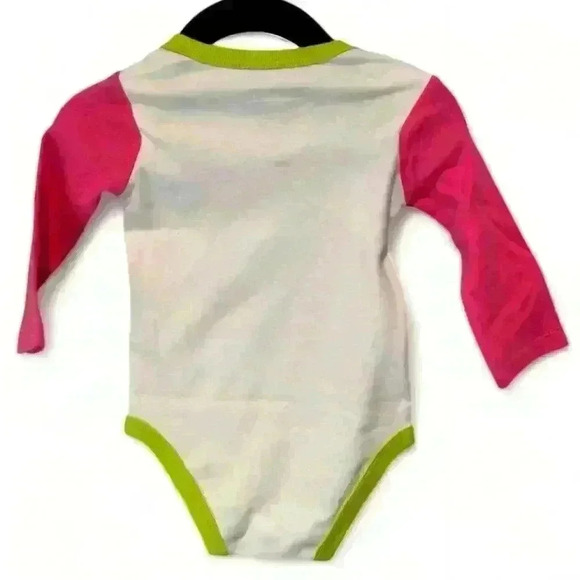 Converse Baby Girl Onesie Size 0-6 months - Picture 3 of 4